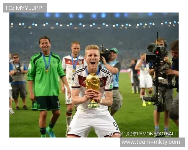 许尔勒挑战超级马拉松百人竞速最后一人方可结束赛事 许尔勒挑战超级马拉松百人竞速最后一人方可结束赛事