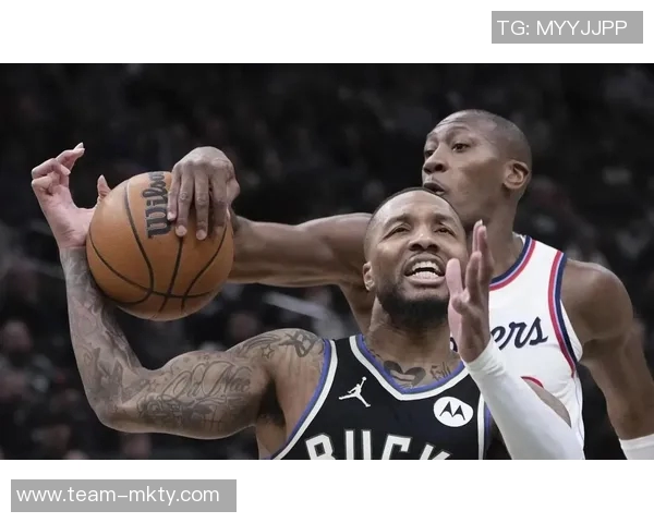 泰伦卢谈防守策略坚持不换防库里以减少混乱局面