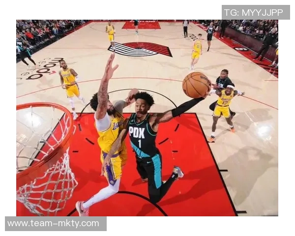 马祖拉谈A西蒙斯防守表现称其强度与专注力能让球队焕然一新 马祖拉谈A西蒙斯防守表现称其强度与专注力能让球队焕然一新