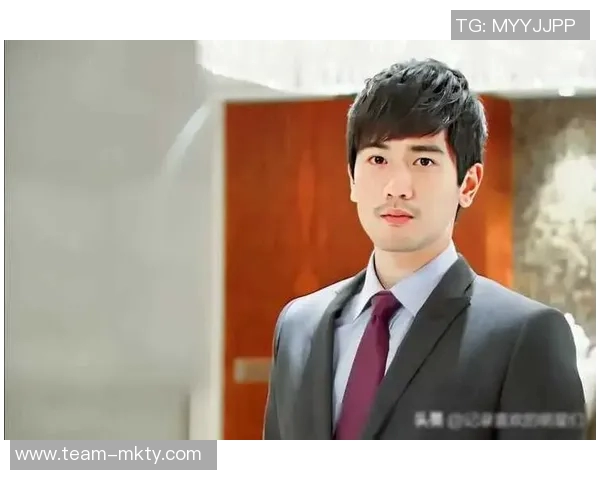 皮尔斯强调男士择偶应关注内在美而非外貌的短暂魅力 皮尔斯强调男士择偶应关注内在美而非外貌的短暂魅力