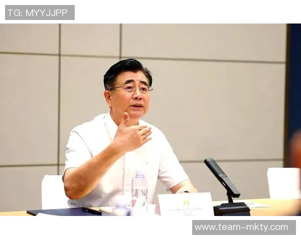 泰山U18队展现高压与快速转换能力宋凯对球队表现给予高度评价 泰山U18队展现高压与快速转换能力宋凯对球队表现给予高度评价