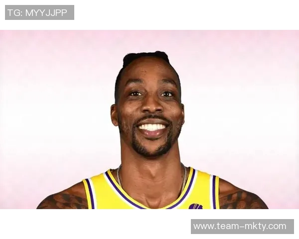 霍华德回忆科比去世时湖人队飞机上的悲痛瞬间 霍华德回忆科比去世时湖人队飞机上的悲痛瞬间