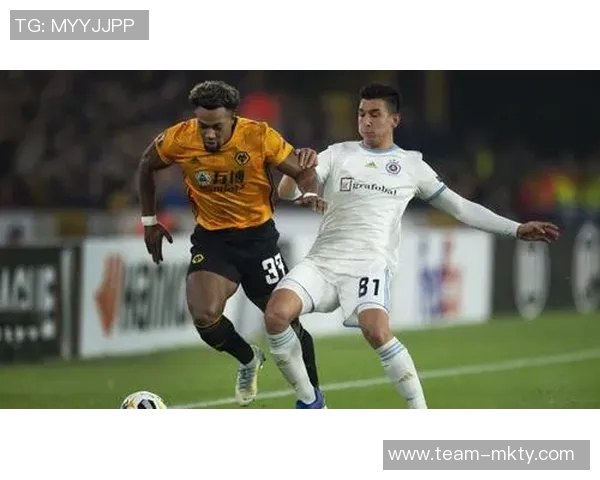 贝西克塔斯全力争取厄兹詹已与其团队达成一致协议